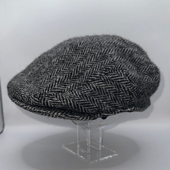 Harris Tweed Gray Herringbone Cap - Picture 1 of 8